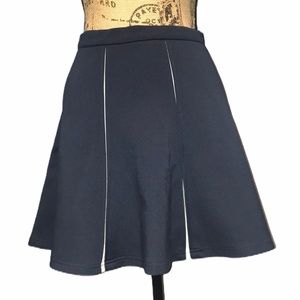 Yessica C&A Pleated Mini Skirt size Large